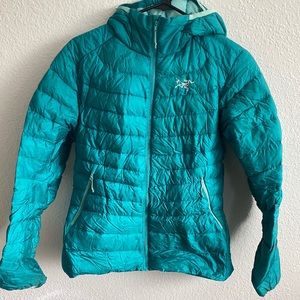 Arcteryx Cerium lt Women’s Jacket Small
